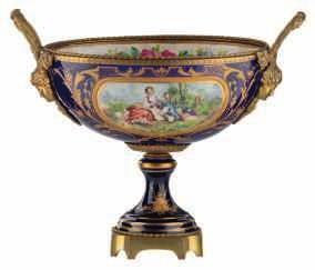 (Wilhelm Schiller & Sohn), about 1900, consisting of a tea pot, a sugar bowl, a creamer and a rinse
