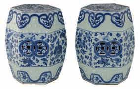 relief moulded with antiquities, 19thC, H 64,5 cm 1500-2500 13 LOT 62 LOT 63 LOT 64 Two Chinese blue and