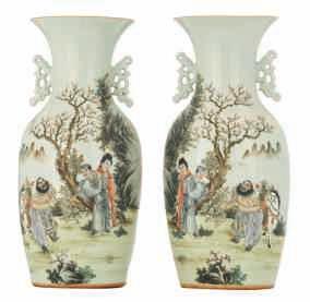 A Chinese famille verte vase and cover, decorated with flower branches and pheasants on