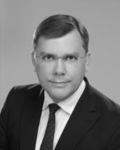 Juho Maanpää Head of Finland Extensive consumer finance experience in Finland within