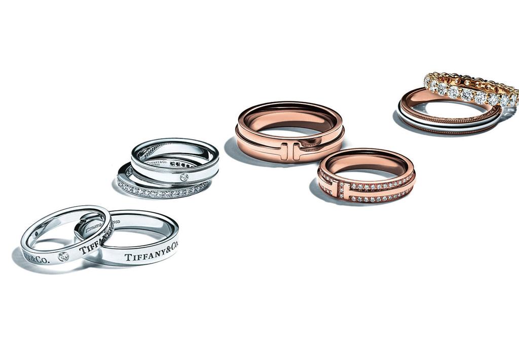 LOVE IS LOVE Today and always, Tiffany celebrates true connection with rings that stand for love in all forms. BAND RINGS IN PLATINUM AND 18K ROSE GOLD. FROM LEFT: TIFFANY & CO.