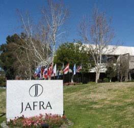 Group 2004 JAFRA Cosmetics joins the
