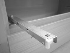 Failure to remove any debris may cause ineffective operation of the soft drawer closers and possible failure Maximum working load per drawer = 9kg To Remove the Drawer 1.