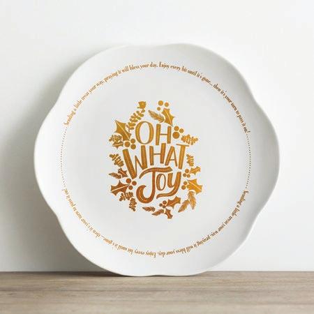 CANDY DISH 39 16"; 59 16" diameter Ceramic Gold foil lettering and design Hand wash only *Not dishwasher & microwave safe Box packaging GIVING PLATE 10⅝" x 115 16" Ceramic Gold foil lettering and