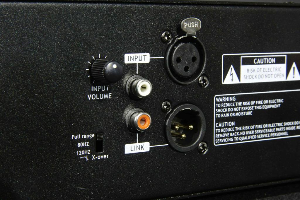 Professional Single Channel Amplifier PA-250 & PA-750 Professional Single Channel Amplifier Artcoustic has designed and engineered the PA-250 & PA- 750 Professional Single Channel Amplifier.