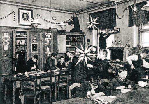 at the beginning of the 19th century, the first star made of paper and cardboard shone in the rooms of the boarding school of the Moravian Church.