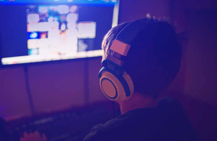 GAMING TIME BY DEVICE Although the PC tops the list of individual devices where players spend their gaming time, its share declined in 2017.