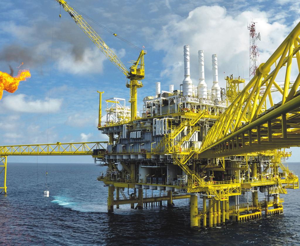 PETROCHEMICAL COMPANIES TRUST MOTOROLA TO MOBILIZE REAL-TIME INFORMATION SEAMLESSLY From the drilling platform to the pipeline, in the office or offshore, we re helping oil and gas companies work