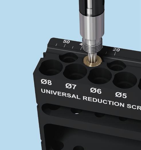 Locking Cap Insertion 1a Insert one-step locking cap Instruments 03.689.001 Screwdriver Shaft Stardrive, T25, for Universal Screws 03.689.002 Holding Sleeve for Screwdriver Shaft for No. 03.689.001 03.