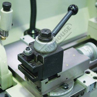 D1-4 camlock spindle for quick chuck changes and safe reverse direction turning.