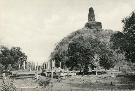 67 PLATE & CO, W. Jetawanaram, "Ruined Cities". Ceylon, ca. 1910.