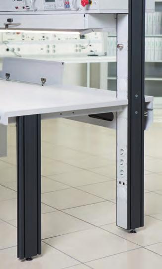 Your adventages for the PROFI bench with power legs: rear with extendable heavy duty aluminium profile ENERGY, compatible to the profiles SINGLE and MULTI solid connection due to 7 slots size 8