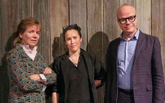 GAGOSIAN Art Basel June 16, 2018 Under the influence: Katharina Grosse, Sarah Sze, and Hans Ulrich Obrist A conversation about subways, digital memory, and the possibilities of painting Hans Ulrich