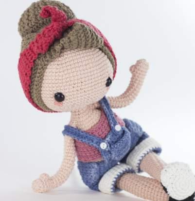 In this pattern you ll find everything you need to know to dress your Basic Doll with a Pin Up style.