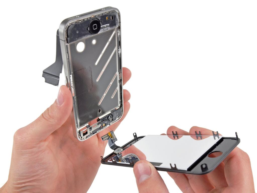 Replace the screen your GSM/AT&T iphone 4.