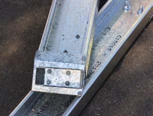 RAFTER FRAME BRACKET TO CROSS BEAM END BRACKET - FRONT VIEW Step 19 - Fixing of Internal Hip Bracket Attach the