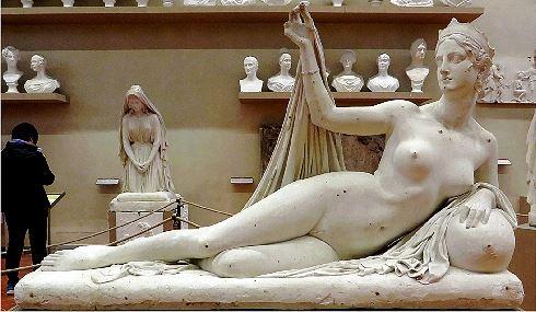 Lots of them : All naked, here is one of them: One of many in the Galleria dell'accademia I even made a