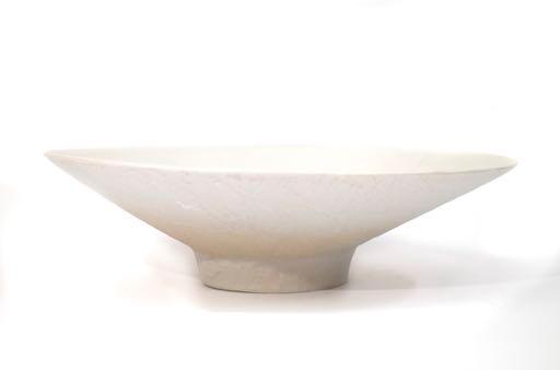 Raw Porcelain Dish Japanese Porcelain, Gold Lustre 128 x 128 x 15 $70.