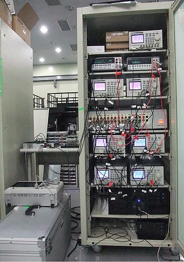 OLED 面板 AC/DC 驅動測試系統 OLED Panel AC/DC Drive Test System