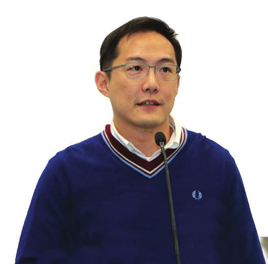 Professor Chin was the Chair and Founding Head of Computer Science, Associate Dean of Graduate School and Associate Dean of Engineering at HKU.