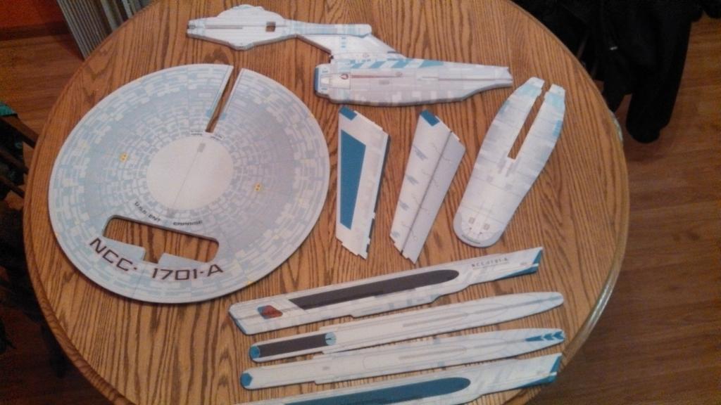 Nacelle Skinning. 43. 44. 45. 46. 47. 48. 49. 50. 51. 52. With the engine nacelles the edges need to be done first. Trim the nacelle skin strips to be about ¼ wide.
