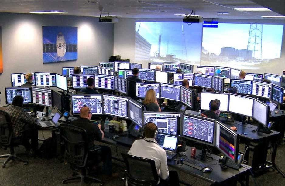 Data Command Center at SpaceX 14 They track: Status