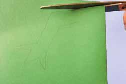 Scissors Whit Paper Glue 2 5 Draw legs of the frog on green chart