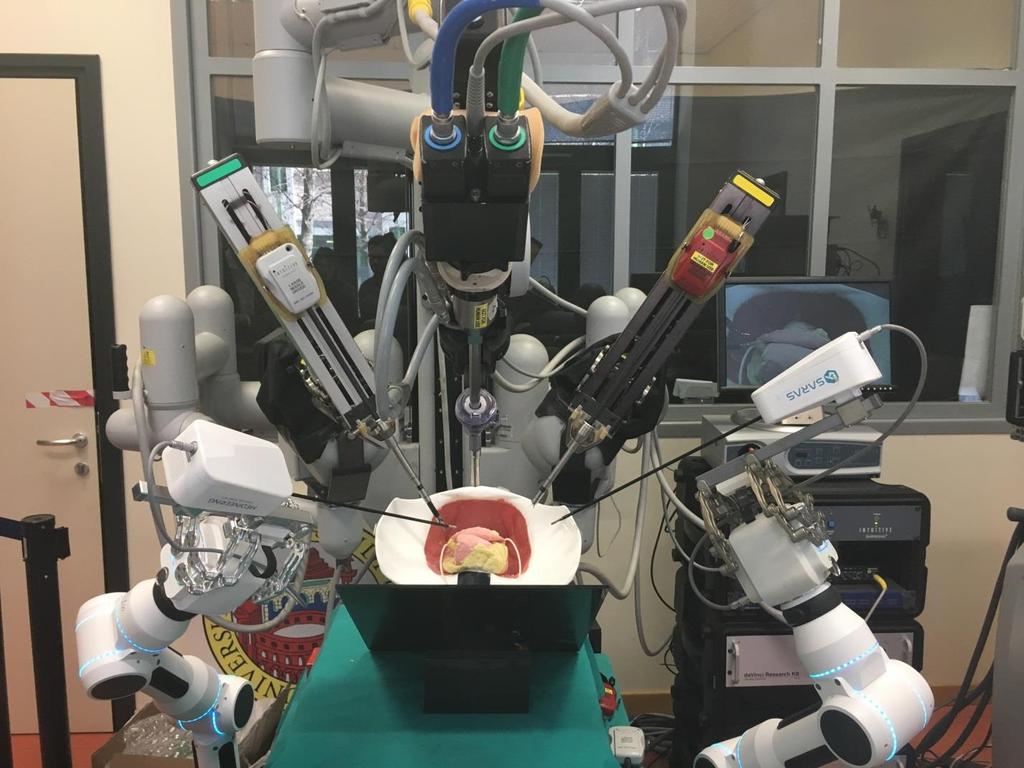 surgical robotic systems that will allow a single surgeon to execute