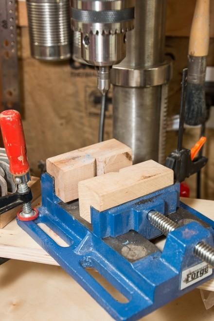 DRILLING PEN BLANKS - DRILL PRESS METHOD You will need a vise or some other means of holding the pen blank securely and firmly in position. Mark the center of the first blank (of each size).