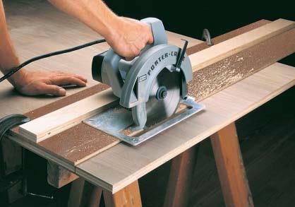 GREAT TIPS { Circular Saw Blade. To help reduce chipout, the inexpensive, steel saw blade shown above has tiny, razor sharp teeth that remove small amounts of material. 5.